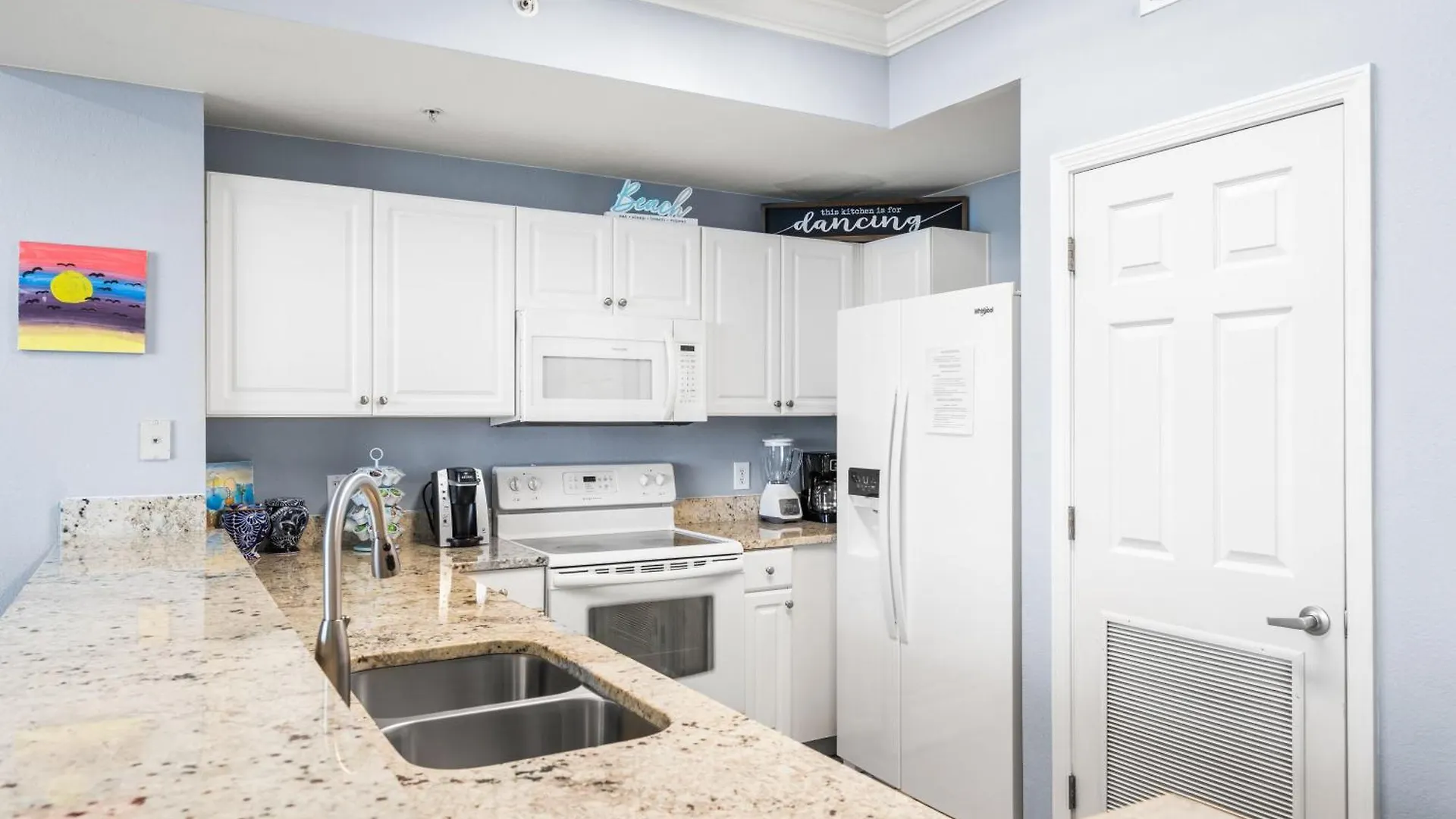 Beautiful Beach Front Condo! - Tidewater 1804 Panama Stadt