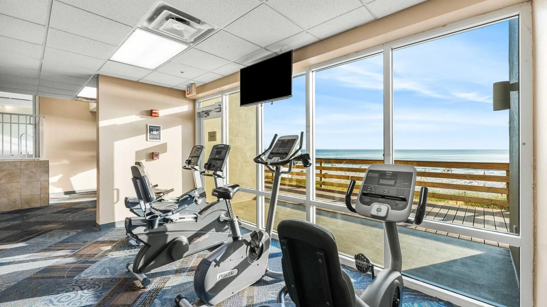 Beautiful Beach Front Condo! - Tidewater 1804 Panama Stadt Apartment